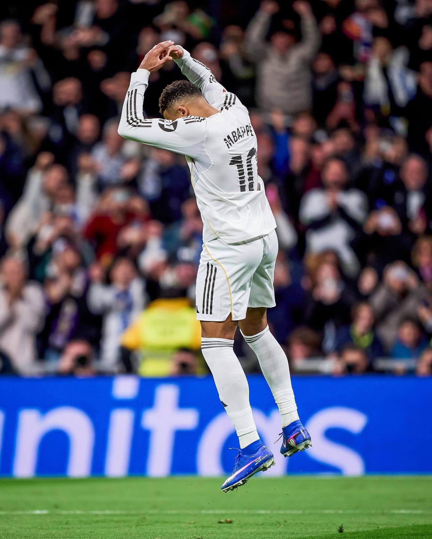 斯基拉：德罗西执教的热那亚想从罗马租借皮西利