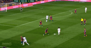 特伦斯·克劳福德因拒缴WBC制裁费被剥夺拳王头衔，引发争议，拳迷对其立场分化，争议持续。