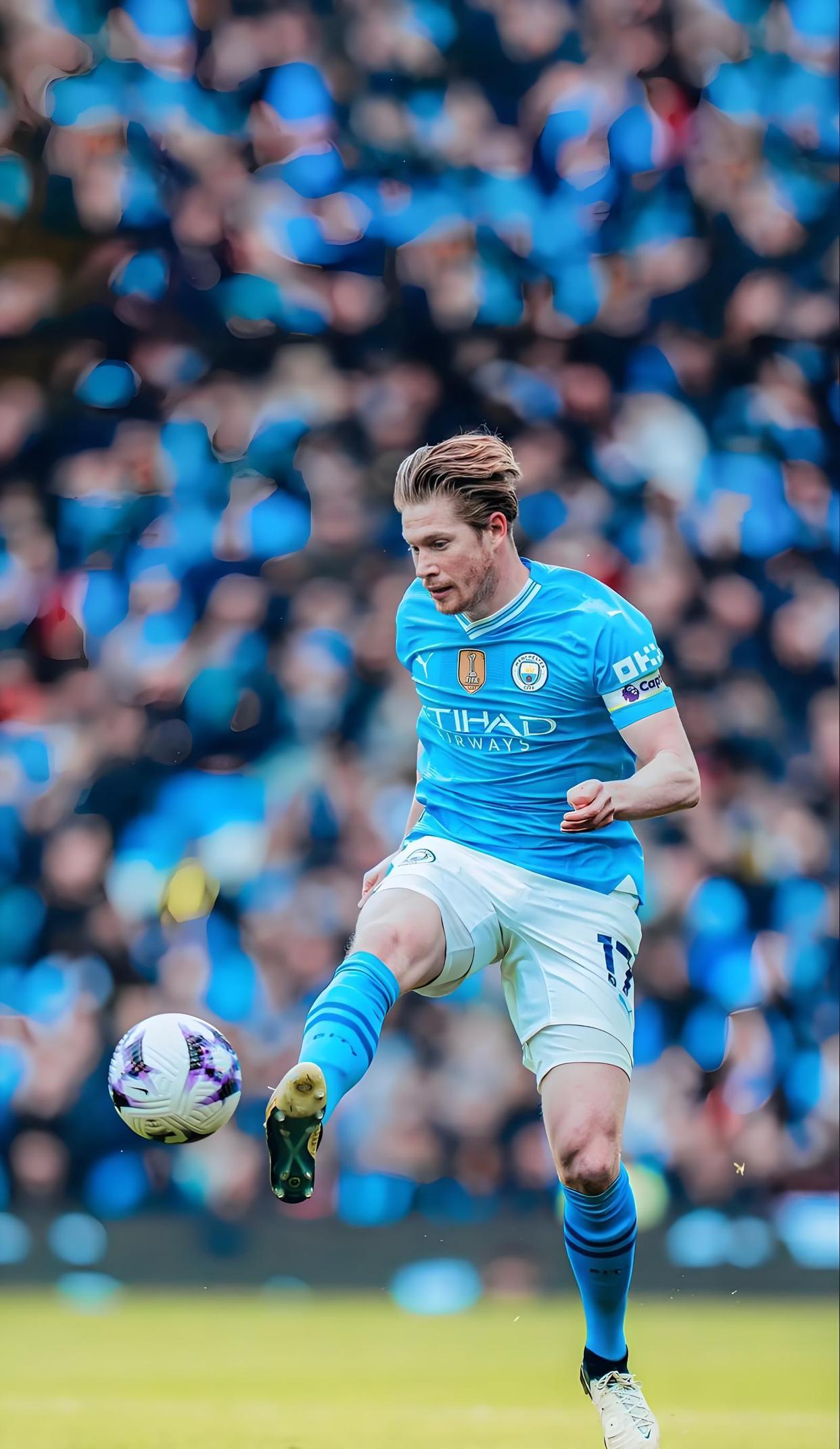 英媒：热刺有意罗德里戈和伊尔迪兹，范德芬是皇马引援目标