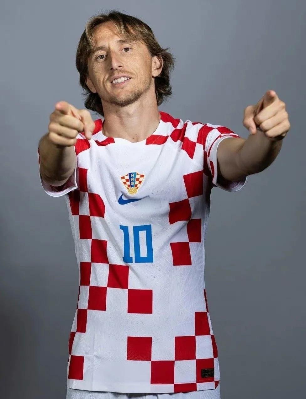 记录报：本菲卡有意冬窗以2500万欧元的转会费出售谢尔德鲁普