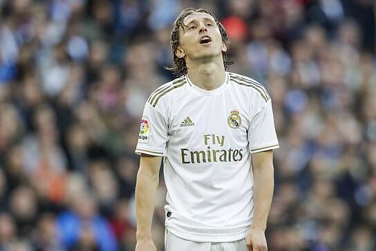 赫迪拉：拜仁从下半场开始就在拖延时间，这不是公平竞赛精神