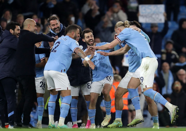 日本美女点赞徐瑛彬夺冠！两人曾被拍逛街